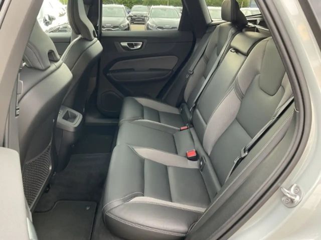 Volvo XC60 Dark Plus