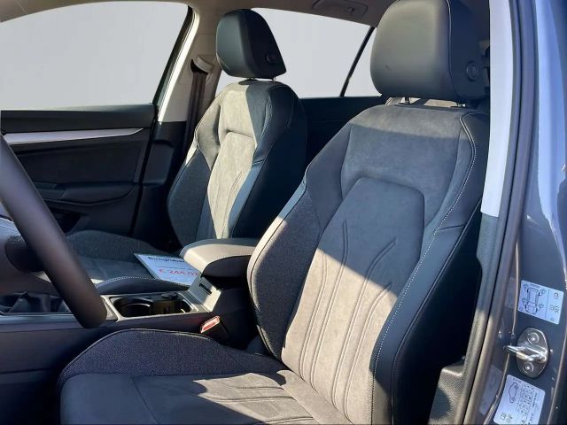 Volkswagen Golf Rabbit TSI