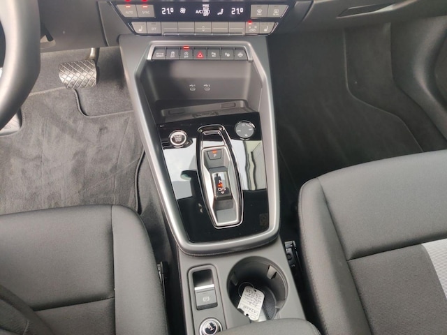 Audi A3 30 TFSI S-Tronic Sedan