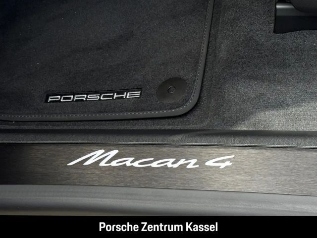 Porsche Macan 4