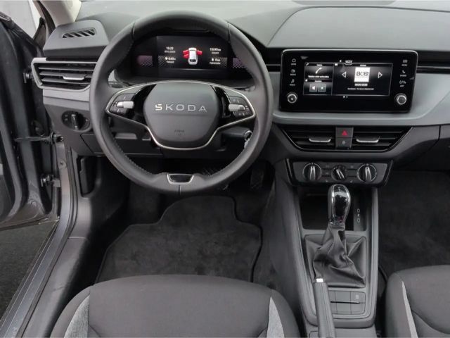 Skoda Scala Essence TSI*DSG LED SHZ Tempo digCockp PDC