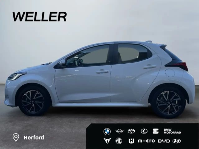 Toyota Yaris Hatchback Hybride Team D