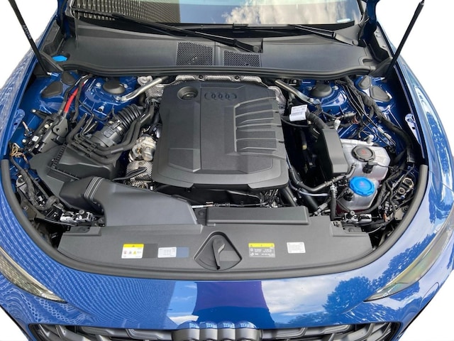 Audi A6 Avant Quattro S-Tronic