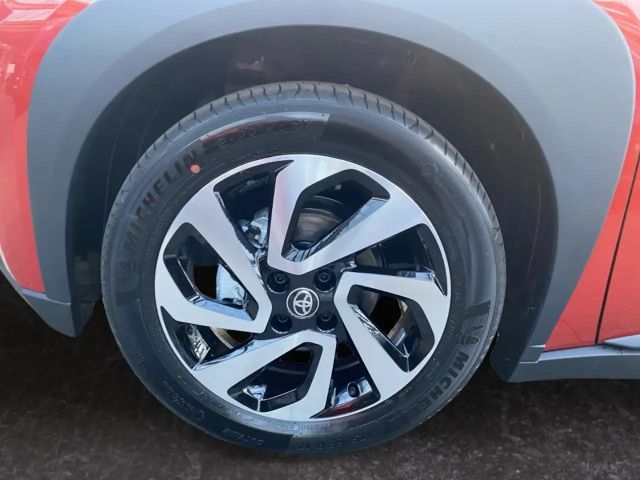 Toyota Aygo X Bi-Tone Hatchback