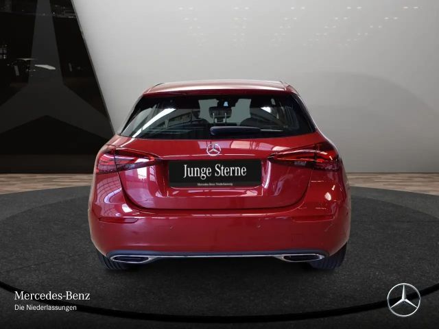 Mercedes-Benz A 180 Progressive