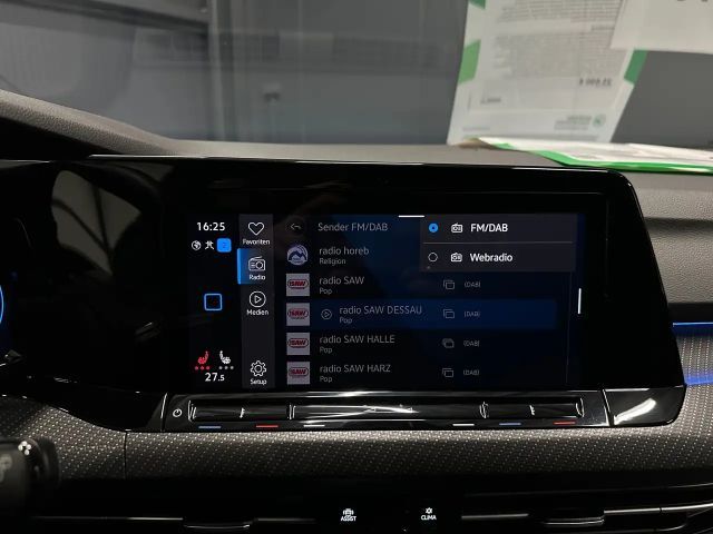 Volkswagen Golf 1.5 TSI R-Line Style