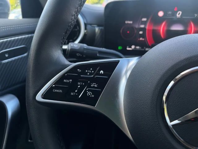 Mercedes-Benz CLA 180 Coupé Progressive