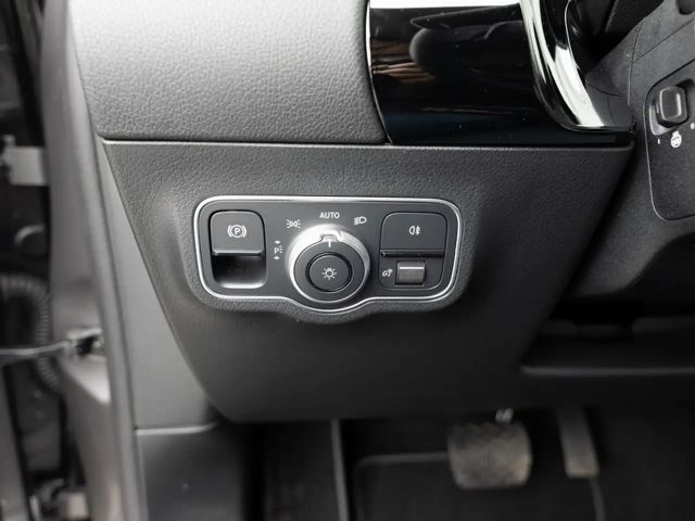 Mercedes-Benz GLA 180 Progressive