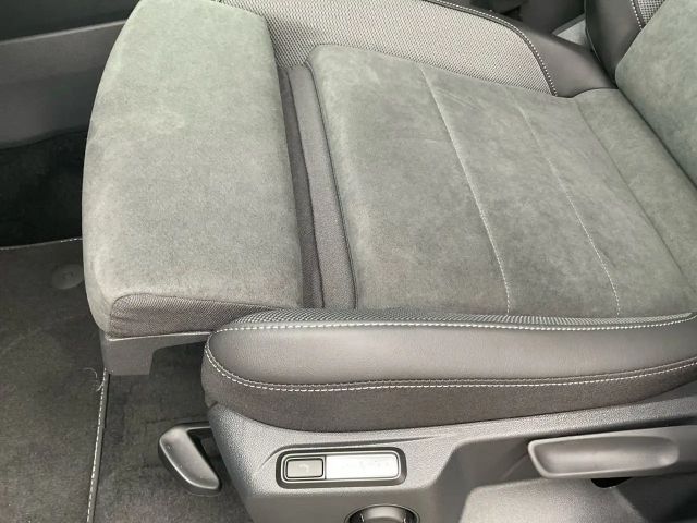 Volkswagen T-Roc 1.5 TSI DSG R-Line