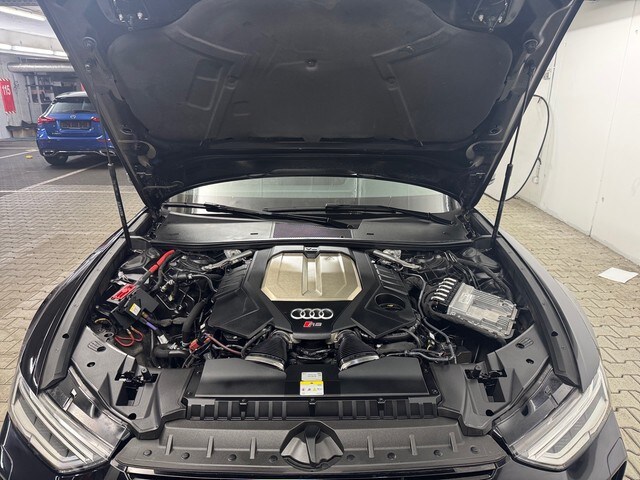 Audi RS6 Avant Quattro