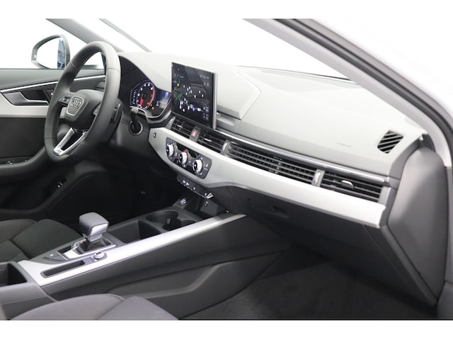 Audi A4 35 TFSI Avant S-Tronic