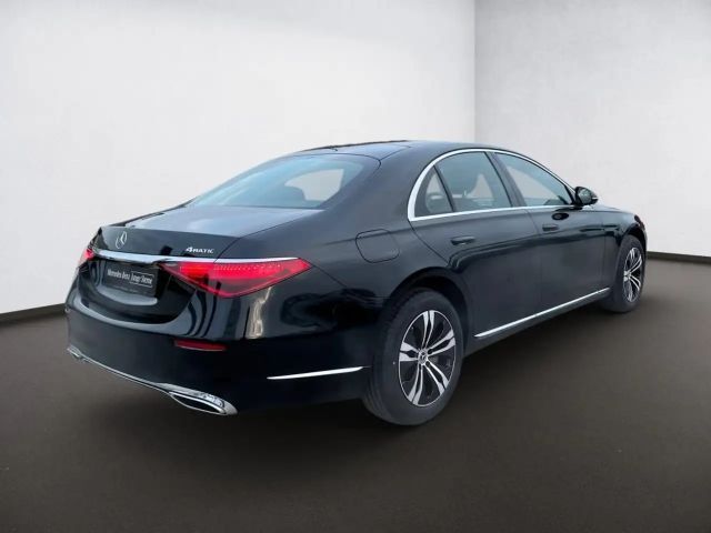 Mercedes-Benz S 350 4MATIC S 350 d Sedan