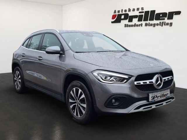 Mercedes-Benz GLA 250 Style