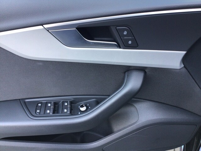 Audi A4 40 TDI Avant Quattro S-Line S-Tronic