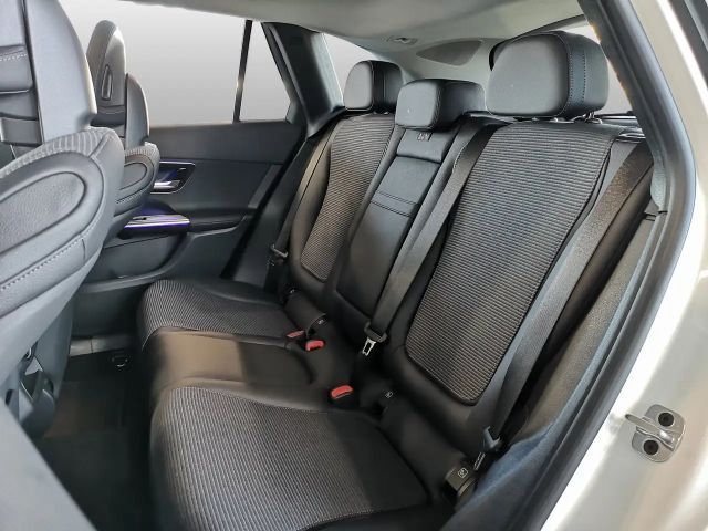 Mercedes-Benz GLC 200 4MATIC AVANTGARDE