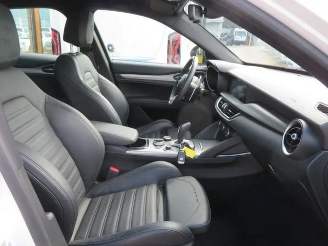 Alfa Romeo Stelvio Q4 Veloce