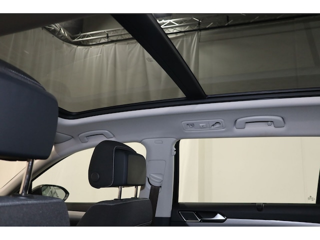 Volkswagen Passat 1.5 TSI Business DSG Variant