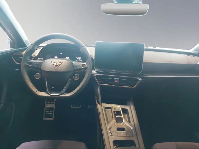Cupra Leon SHZ DCC KAMERA NAVI ACC FACEL. MATRIX-LED