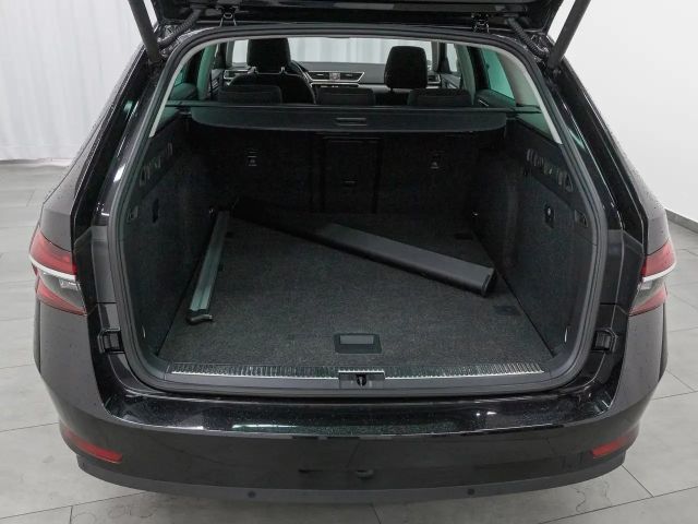 Skoda Superb 2.0 TDI Combi Style Style