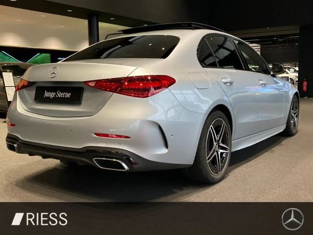 Mercedes-Benz C 200 AMG Line Sedan