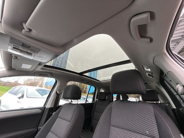 Volkswagen Touran 1.5 TSI Comfortline DSG
