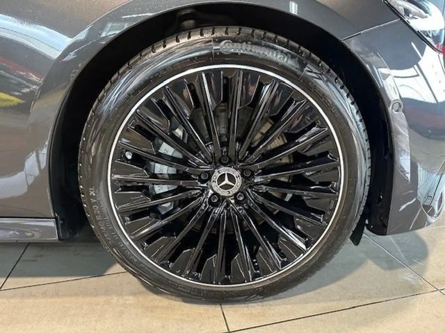 Mercedes-Benz E 220 AMG Line E 220 d Sedan