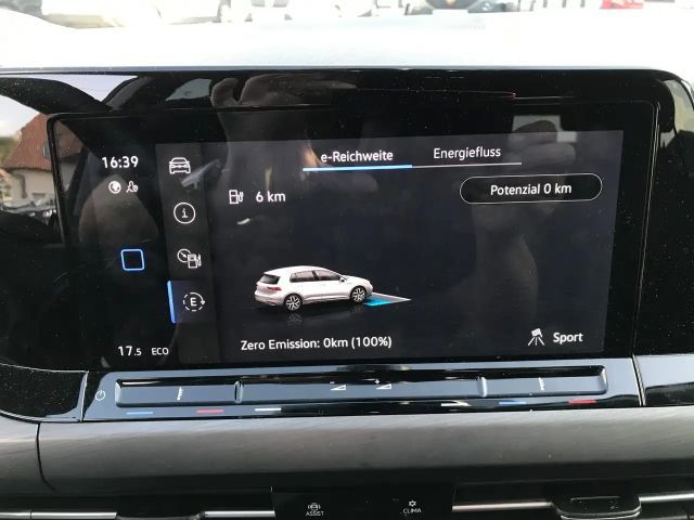 Volkswagen Golf DSG Style eHybrid