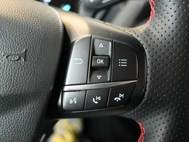 Ford Focus EcoBoost ST Line