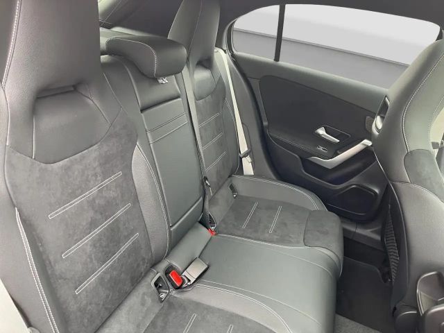 Mercedes-Benz A 200 AMG Line Hatchback