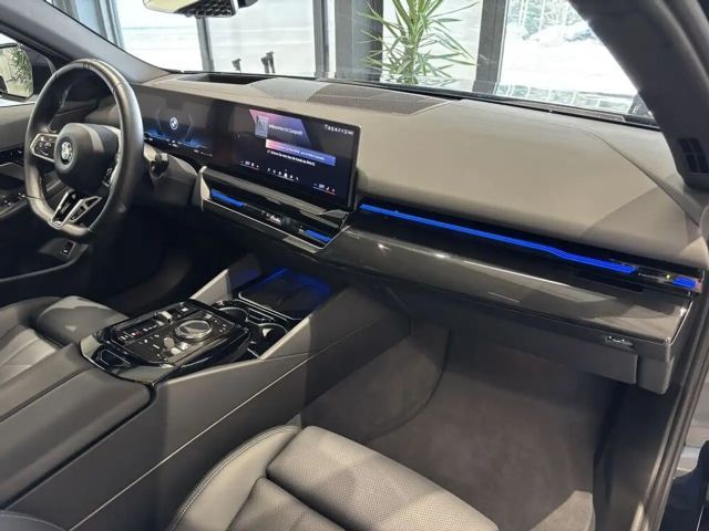 BMW 520 520d M-Sport Touring xDrive