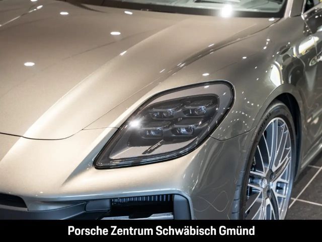 Porsche Panamera 4 E-Hybrid