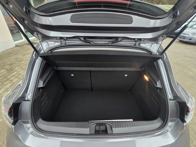 Renault Clio E-Tech Evolution Hybrid