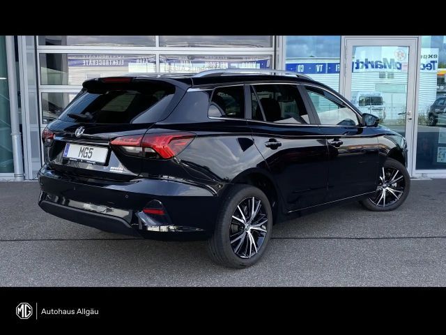 MG MG5 Luxury
