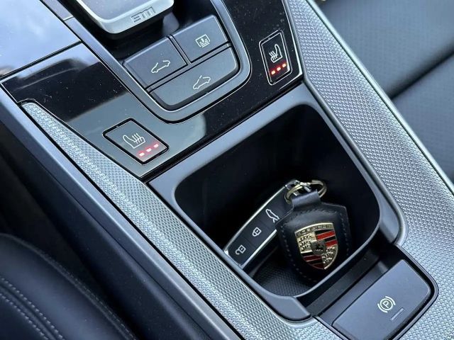 Porsche 992 Carrera Coupé