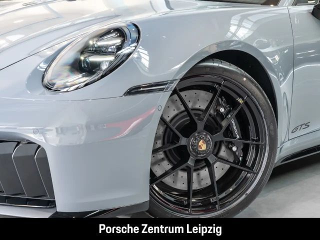 Porsche 911 992 Cabriolet Carrera GTS