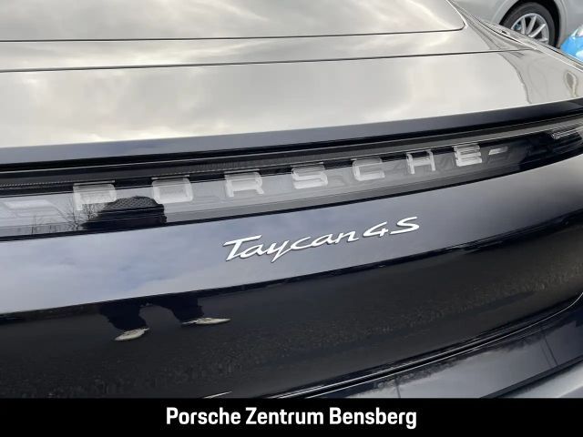 Porsche Taycan 4S