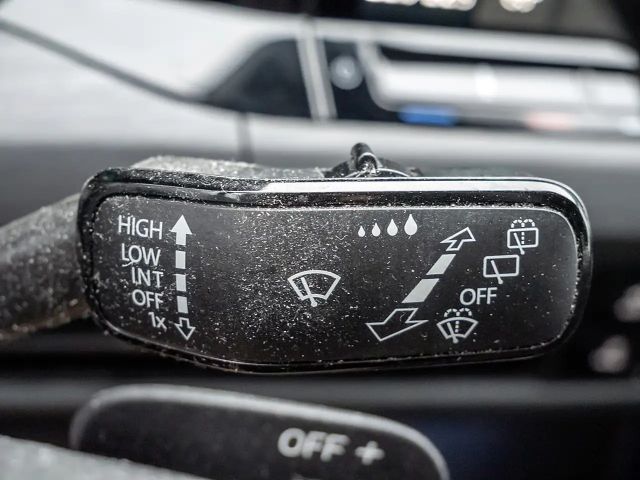 Volkswagen Golf 1.5 eTSI Golf VIII Style