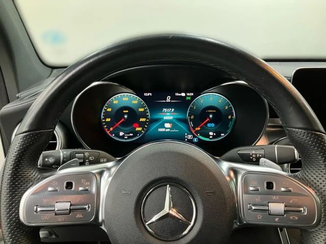 Mercedes-Benz GLC 300 4MATIC AMG Line