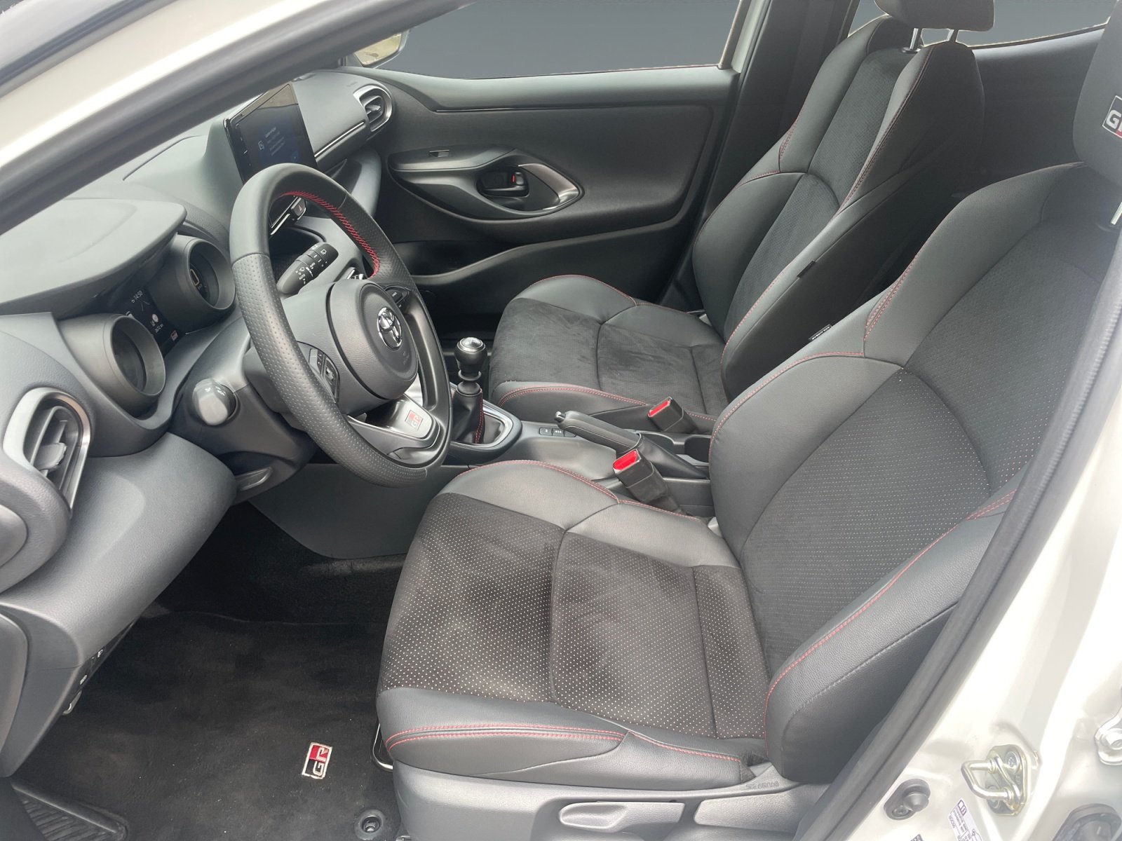 Toyota Yaris 5-deurs Bi-Tone GR