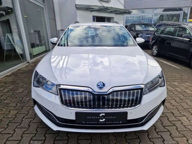 Skoda Superb 1.4 TSI Ambition Combi iV