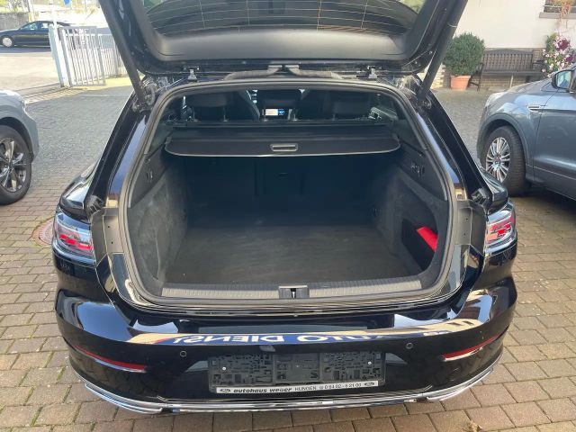 Volkswagen Arteon R-Line