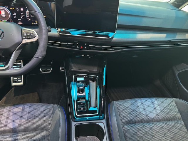 Volkswagen Golf 1.5 eTSI DSG Golf VIII