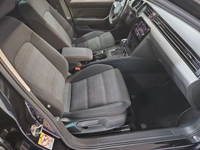 Volkswagen Passat 2.0 TDI Business DSG Variant