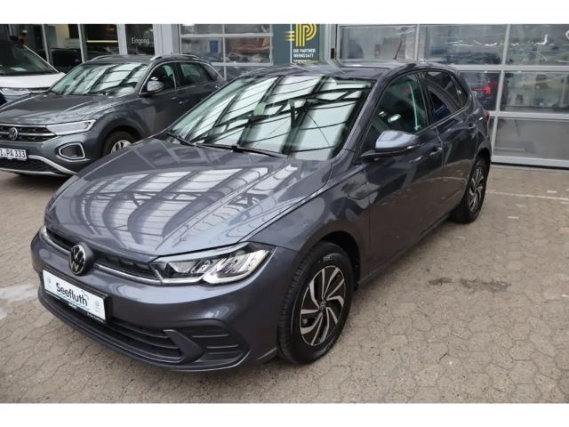 Volkswagen Polo DSG Life