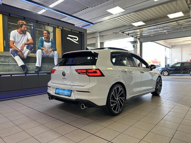 Volkswagen Golf 2.0 TSI GTI