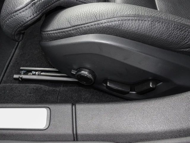 Volvo V60 Cross Country AWD Plus