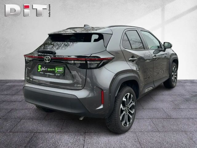 Toyota Yaris Cross Team D