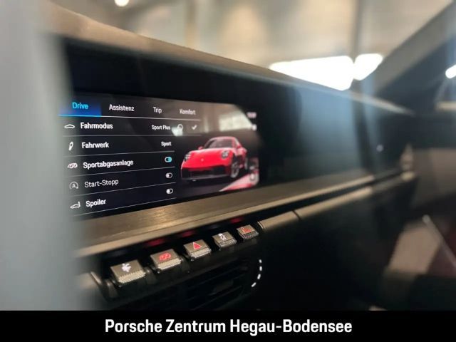 Porsche 992 4 Carrera Coupé GTS