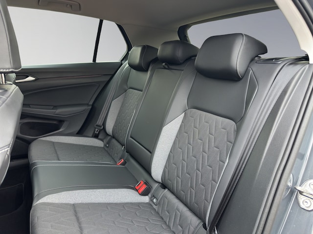 Volkswagen Golf 1.5 eTSI DSG Golf VIII