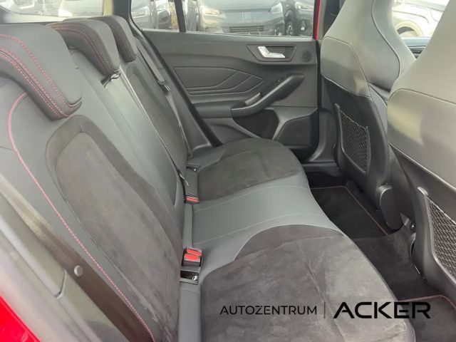 Ford Focus ST Line Wagon